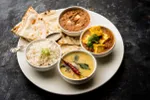 Amritsari Naan Thali