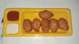 Kurkure Paneer Momos