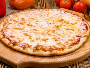 Makhani Cheese Pizza