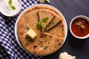 Paneer Paratha + Sabzi