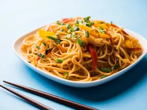Veg Schezwan Noodles