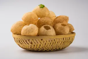 Sooji Golgappe