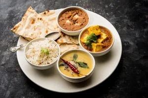 Veg Thali - Aloo Naan