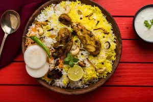 Hyderabadi Leg Pcs Chicken dum Biryani
