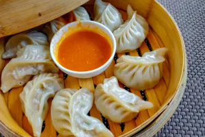 Steamed Atta Chicken Momos