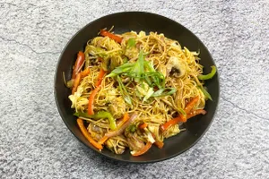 Chicken Hakka Noodles