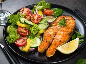 Fish (1 kg) - 12 pieces