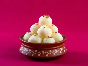 Safed Rasgulla