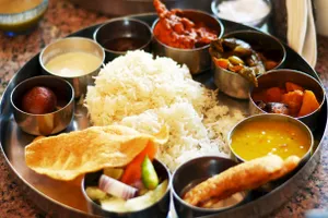 Veg Thali - Tawa Roti