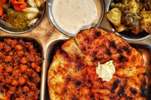Veg Thali - Aloo Naan