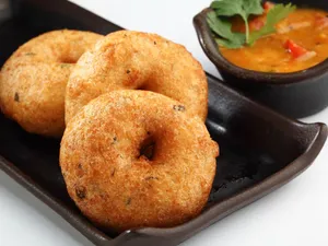 Sambar Vada