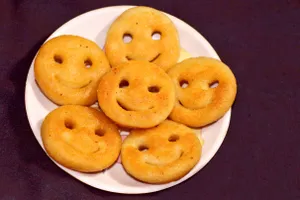 Aloo Smilies