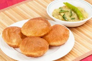 Saadi Poori + Sabzi