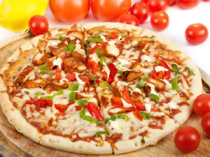 Paneer Pizza (Cheese, Onion, Corn, Paneer Pizza)