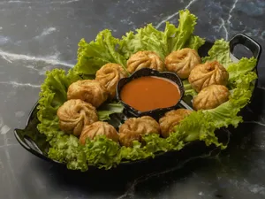 Kurkure Paneer Momos