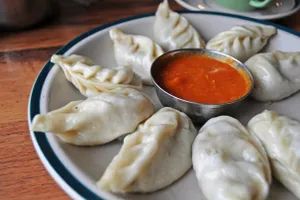 Steamed Veg Butter Momos
