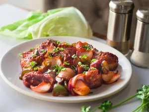 Paneer Perry Perry Momos