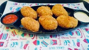 Kurkure Chicken Momos