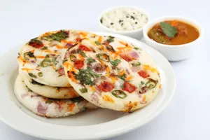 Onion Tomato Uttapam