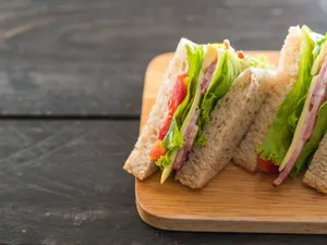 Non Grilled Brown Bread Veg Sandwich