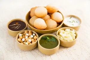 Sooji Golgappe