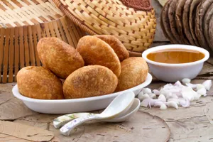 Khasta kachori - 2 pcs