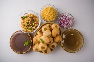 Atta Golgappe