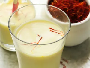 Badam Shake - 350 ml
