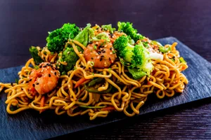 Egg Chilli Garlic Noodle