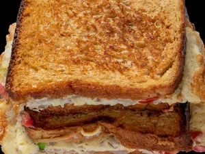 Butter Cheese Bread Omelette