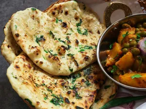 Paneer Kulcha (1 piece)