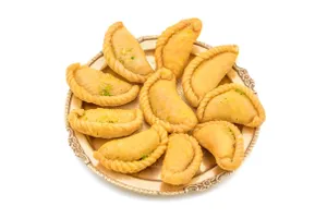 Gujiya Papdi - Full