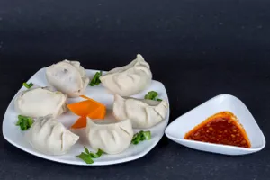 Steamed Paneer Momos