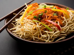 Non Veg Chinese Chopsuey