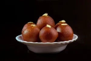 Gulab Jamun - 6 pcs