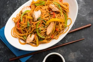 Veg Chowmein (full)