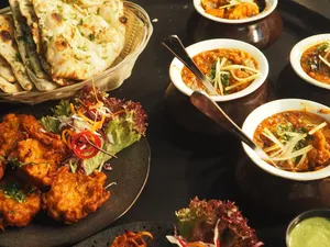 Pyaaz Tandoori Paratha Thali