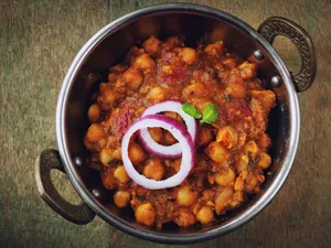 Chole Chawal (Full)
