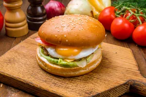 Veg Crunchy Nacho Burger