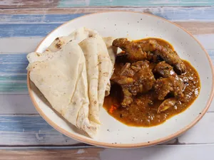 (Full) Chicken Thali