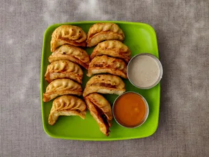 Fried Paneer Momos