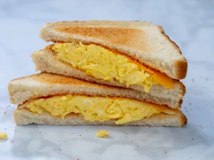 Cheese Lays Bread Omelette