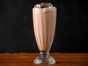Black Currant Flavour Shake