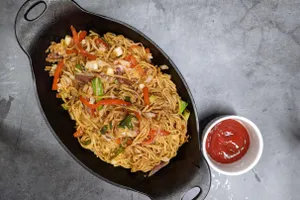 Chicken Spicy Hakka Noodles