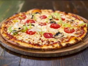 Farmhouse Paneer Pizza
