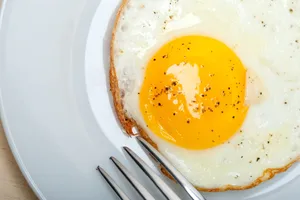Normal Single Egg Half Fry
