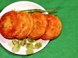 (Full) Aloo Tikki