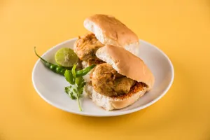 Butter Cheese Vada Pav
