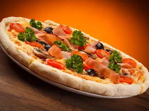 Spicy Peppy Paneer Pizza