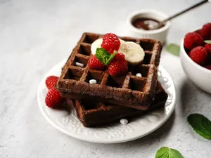 Sandwich Waffle Dark Chocolate and Milk Chocolate